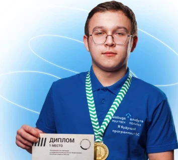 Зиннат Зайниев